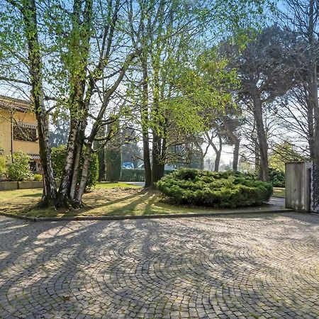 Appartamento Golfo Di Solcio Lesa Exterior photo