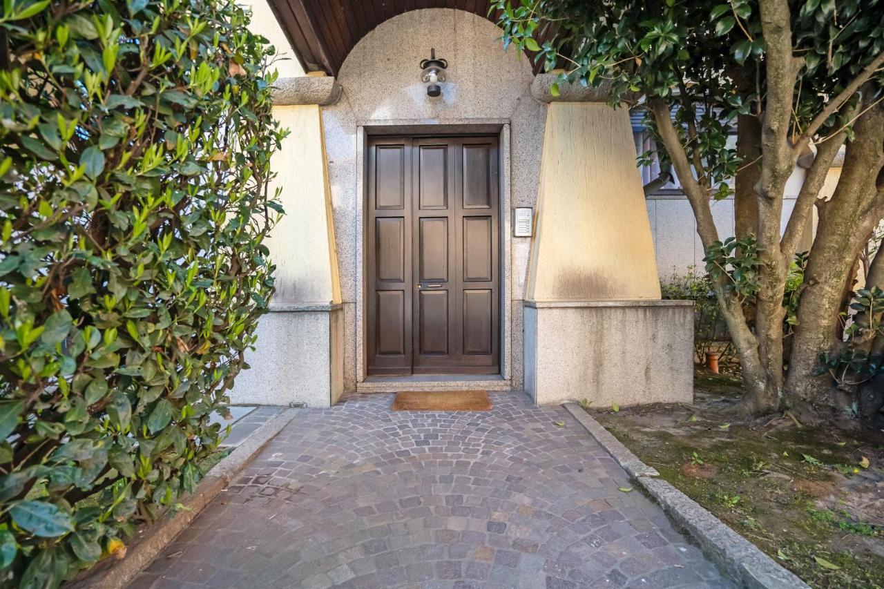 Appartamento Golfo Di Solcio Lesa Exterior photo