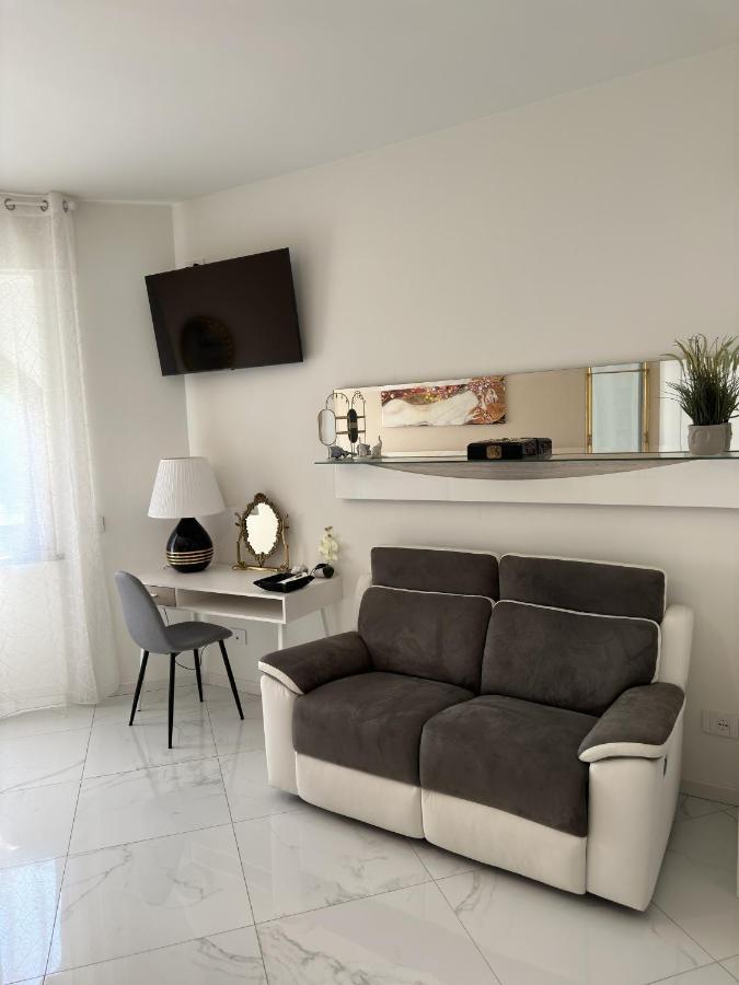Appartamento Golfo Di Solcio Lesa Exterior photo